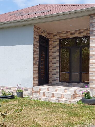 guneslide heyet evi: 110 м², 4 комнаты, Комби, Газ, Электричество