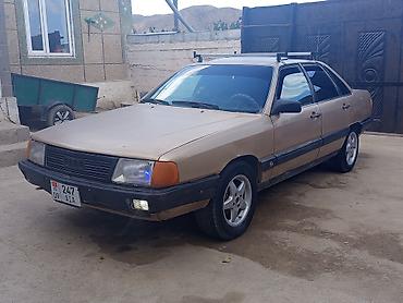 раф 4 1998: Audi 100: 1988 г., 2.2 л, Механика, Бензин, Седан — 2