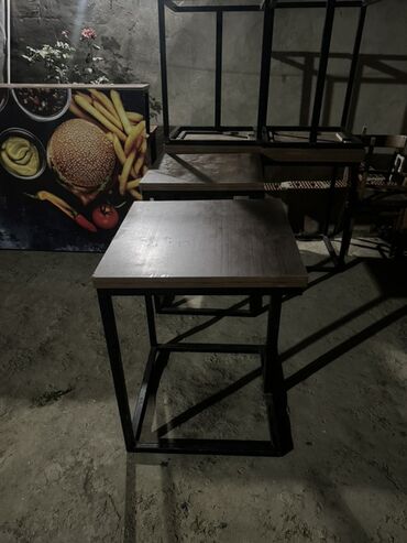 Masalar: Bar masası, İşlənmiş, Açılmayan, Taxta, Kvadrat masa