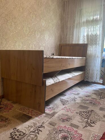 Мебель: Двухъярусная кровать, Дерево, С выкатной системой