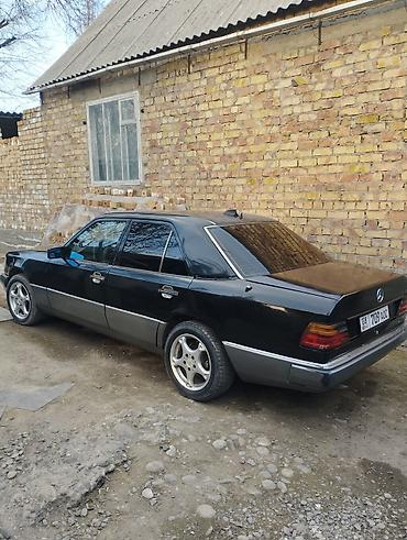 Mercedes-Benz: Mercedes-Benz W124: 1992 г., 2 л, Ручные, Бензин, Седан — 14