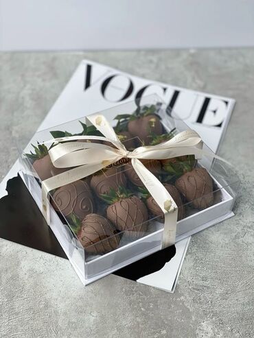 Tortlar: Şokoladla örtülmüş təzə çiyələklər, xüsusi günləriniz üçün ideal -da lalafo.az — 10 Tortlar: Şokoladla örtülmüş təzə çiyələklər, xüsusi günləriniz üçün ideal — 10