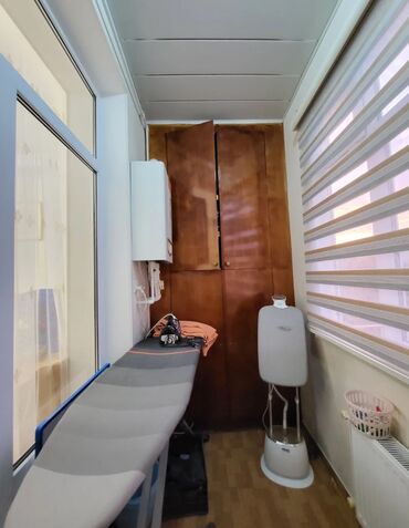 Uzunmüddətli kirayə mənzillər: Mənzil Elmlər Akademiyasi. metrosuna yaxın ərazidə yerləşir.Piyada 3-4 — 13