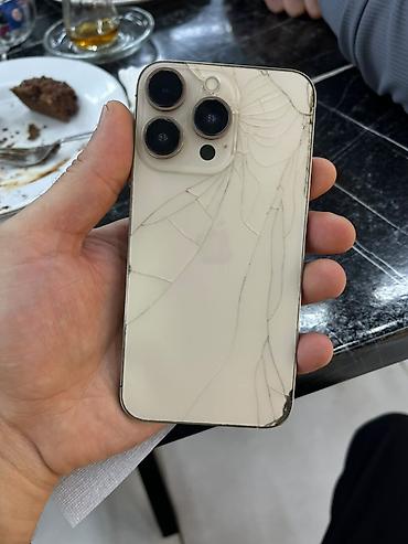 telefon saat: IPhone Xs, Qızılı, Qırıq — 1