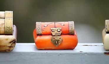 Kutije za odlaganje: Vintage Bone Box kutije od kamilje kosti. Cene su odredjene — 5