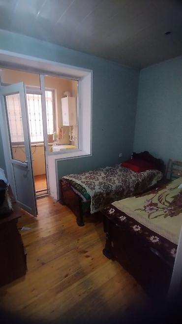 fatmaide torpaq satisi: Mənzil 2 otaqlı planlanmaya malikdir və fotolarda qonaq otağı ilə — 3