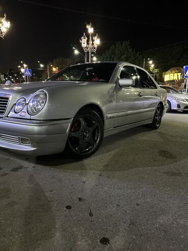 а 210: Mercedes-Benz A 210: 1999 г., 3 л, Автомат, Дизель, Седан