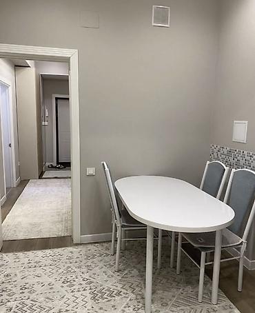 акунбаева квартира: 3 комнаты, 88 м², Джал-15 7 этаж, Евроремонт — 9