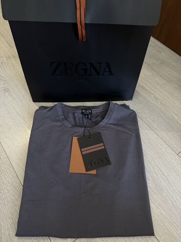 справка 083 цена: Футболки Zegna, lux copy 1:1 в фирменном пакете 
По 3000 сом