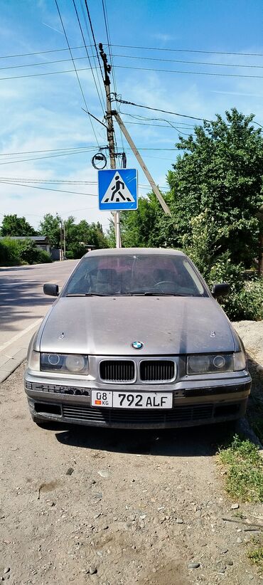 BMW: BMW 3 series: 1991 г., 1.8 л, Механика, Бензин, Седан
