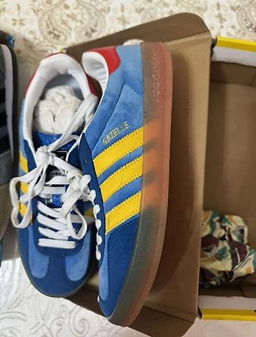 adidas gazeli: Мужские кроссовки, 40, 40.5, Adidas, Новый, цвет - Синий — 1