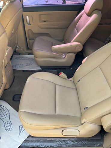 Kia: Kia Carnival: 2019 г., 2.2 л, Автомат, Дизель, Внедорожник — 5