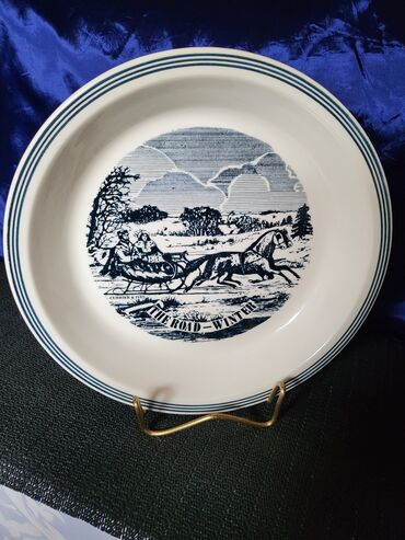 Činije: Cinija nova Currier -- Ives zima na putu iz 70ih. Univerzalna na lalafo.rs — 5 Činije: Cinija nova Currier -- Ives zima na putu iz 70ih. Univerzalna — 5