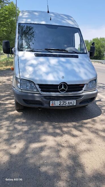 срочно срочно продаю машина: Mercedes-Benz Спринтер: 2004 г., 2.9 л, Механика, Дизель, Бус