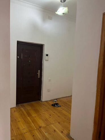 Uzunmüddətli kirayə mənzillər: Yalniz Aileli Wexslere Verilir. Nigah kagizi mutlegdir.6 ci mertebedir — 3