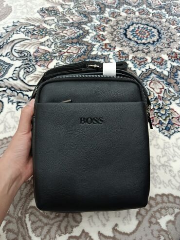 вместительная сумка: Барсетка boss эко кожа, присованная, вместительная