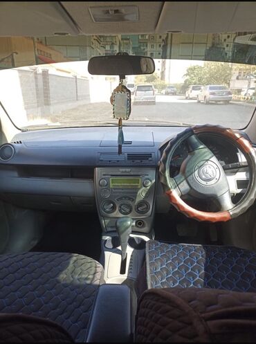 машина керек: Mazda Demio: 2003 г., Автомат, Бензин, Хетчбек