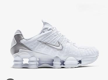 sapa u srcu: Nike Shox TL – bele patike sa srebrnim detaljima - Ikonična Shox TL — 1