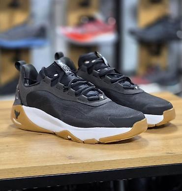under armor: Мужские кроссовки, 41, 40.5, 42, Under Armour, Новый, цвет - Черный, Платная доставка, Самовывоз — 1