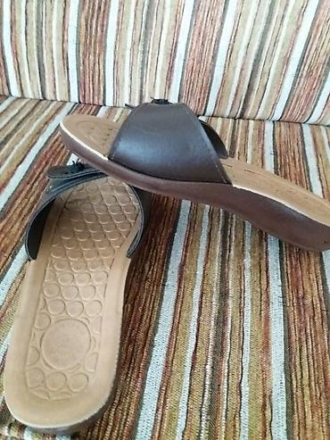 Basanoşka və səndəllər: Ölçü: 39, Yeni — 21