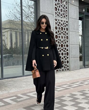 длинное трикотажное платье с капюшоном: Пальто, Пончо, Короткая модель, С поясом