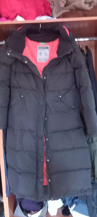 gore tex jakne: Benetton, M (EU 38), Jednobojni, Sa postavom, Perje