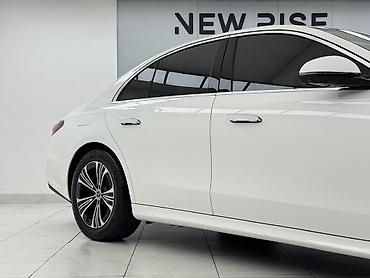 Mercedes-Benz: Mercedes-Benz E-Class: 2025 г., 2 л, Типтроник, Бензин, Седан — 13