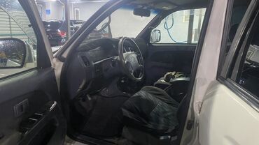 срочно в связи с переездом: Toyota Hilux Surf: 1998 г., 2.7 л, Автомат, Бензин, Внедорожник