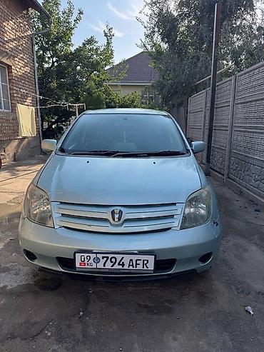 Toyota Ist: 2003 г., 1.5 л, Автомат, Бензин, Хэтчбэк
