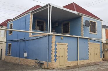 дом студия: 2 mərtəbəli həyət evi, kirayə verilir. Masazır - Ümumi: mavi fasadlı