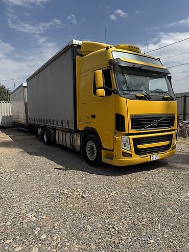 тракторный притсеп: Тягач, Volvo, 2010 г., Шторный — 2