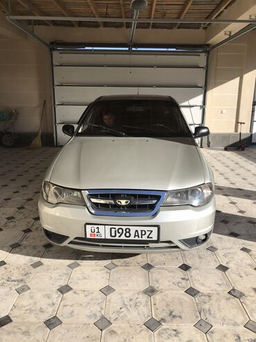 вукуп машына: Daewoo Nexia: 2008 г., 1.6 л, Механика, Бензин, Седан