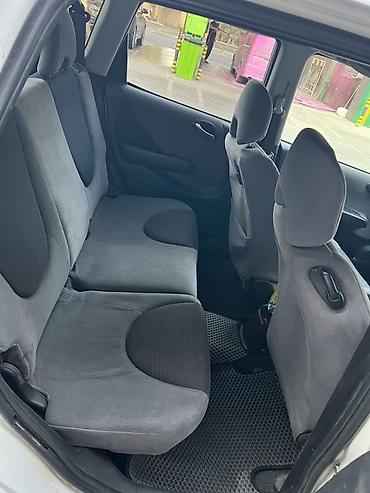 фе: Honda Fit: 2003 г., Автомат, Бензин, Хэтчбэк — 7