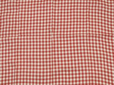 Tekstylia: Obrus 84 x 69, kolor - Różowy, stan - Dobry