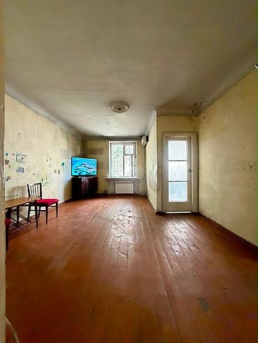 Квартиры: 2 комнаты, 46 м², Индивидуалка, 3 этаж, Старый ремонт — 4