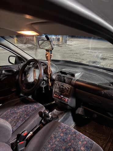 Opel: Opel Corsa: 1999 г., 1 л, Механика, Бензин, Хэтчбэк — 9