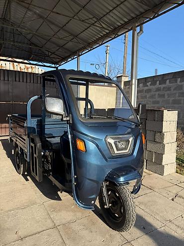 Легкий грузовой транспорт: Легкий грузовик, Стандарт, 1,5 т, Б/у — 1