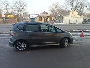 Honda: Honda Fit: 2011 г., 1.5 л, Автомат, Бензин, Хэтчбэк — 6