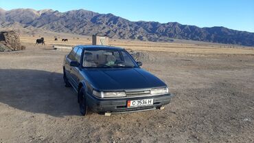 мазда 1989: Mazda 7: 1989 г., 2.2 л, Механика, Бензин, Седан
