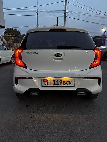 продаю приору: Kia Morning: 2021 г., Автомат, Бензин, Хэтчбэк — 2
