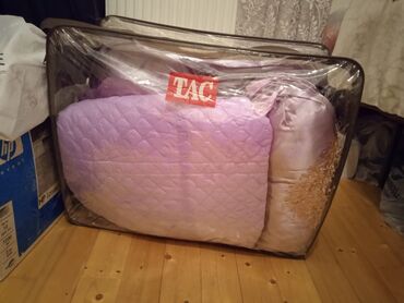 Yorğanlar, adyallar: Taç 110 AZN yastıq balış əlavə tek yastıq o biri pakrival yataq örtüyü — 3