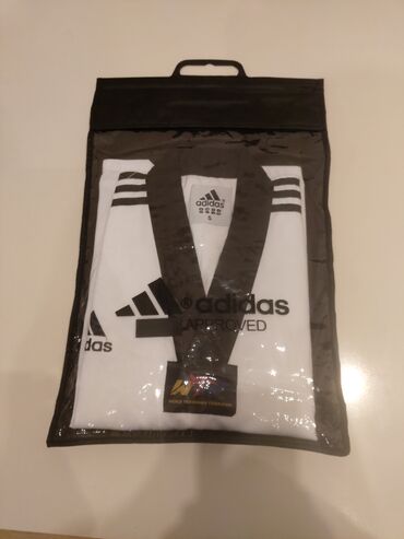 ağ canta: Köynək Taekwondo. Ölçüsü S. 7-10 yaş. Orjinal Adidas