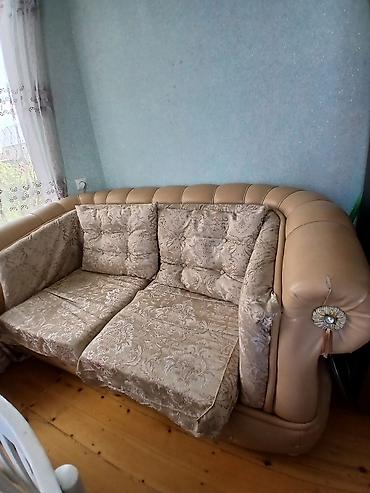 Künc divanı – klassik üslub - Forma: L‑şəkilli künc divan - Material