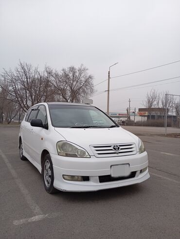 на минивен: Toyota Ipsum: 2003 г., 2.4 л, Автомат, Бензин, Вэн/Минивэн