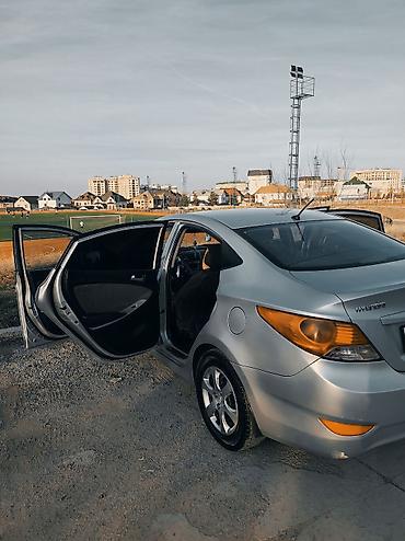 Hyundai: Hyundai Solaris: 2011 г., 1.6 л, Автомат, Бензин, Седан — 8