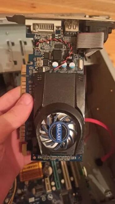 komputer ehtiyat hisseleri: Videokart NVidia GeForce 210, < 4 GB, İşlənmiş