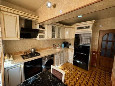 Köhnə tikili: Bakı, Qaraçuxur qəs., 3 otaqlı, Köhnə tikili, m. Neftçilər, 80 kv. m — 7