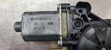 bosch sauber: MOTORIC PODIZACA STAKLA ZA SEAT LEON - 5Q0959801B | Motoric podizaca — 3