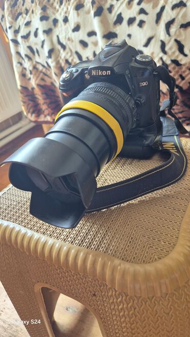 printer adapter: Nikon d90 heçbir prablemi yoxdu öz işlətdiyim aparatdı.adaptr batareka