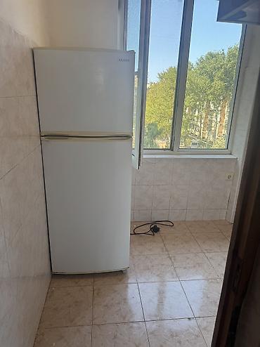 neftcilər ev: Kiraye ev verilir. 3 otaqlidi Neftçiler metrosu yaxinligi 220 nömreli — 7